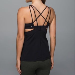 Lululemon Exquisite Tank II in Black